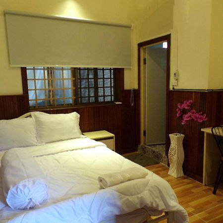 Ferienwohnung Dimocrata Phnom Penh Exterior foto